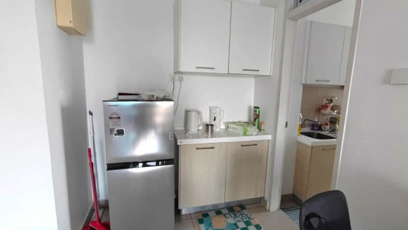 Kondominium untuk Dijual di D'Rich Executive Suites - Erness Tan - Kitchen - PropertyGuru.com.my