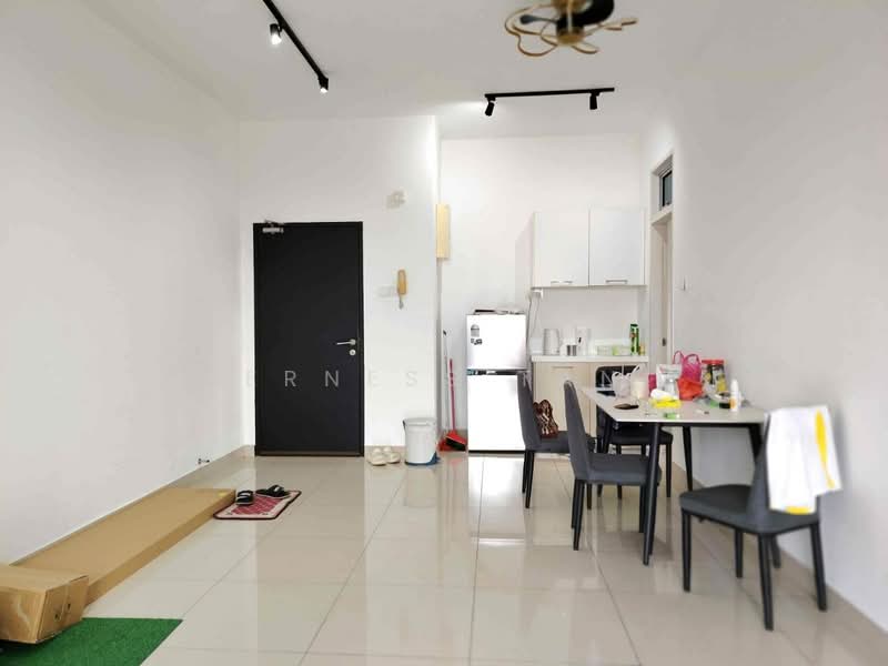 Kondominium untuk Dijual di D'Rich Executive Suites - Erness Tan - Kitchen - PropertyGuru.com.my