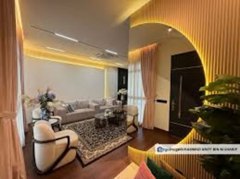 Rumah Teres 2 Tingkat untuk Dijual di Setia Tropika (Johor Bahru) - Wee Howe - Living Room - PropertyGuru.com.my