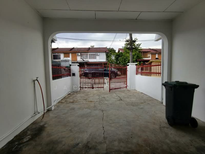 2-storey Terraced House for Sale in Bandar Selesa Jaya (Skudai) - Jacob Chua - Exterior - PropertyGuru.com.my
