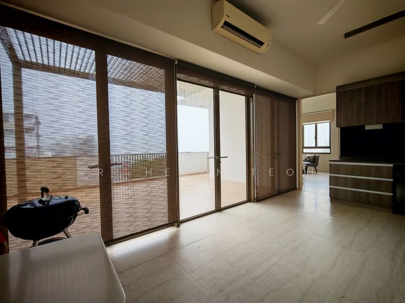 Kondominium untuk Dijual di By The Sea - Sr. Helen Teoh - Balcony - PropertyGuru.com.my