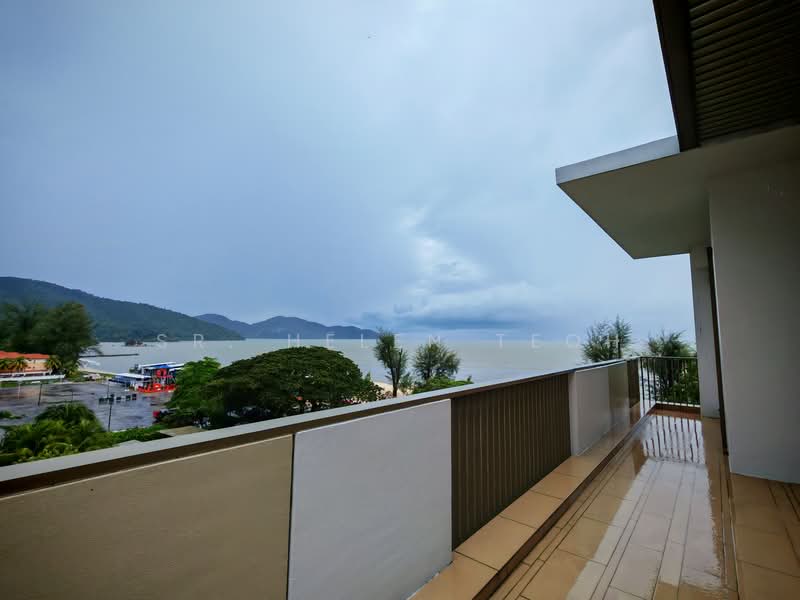 Kondominium untuk Dijual di By The Sea - Sr. Helen Teoh - Balcony - PropertyGuru.com.my