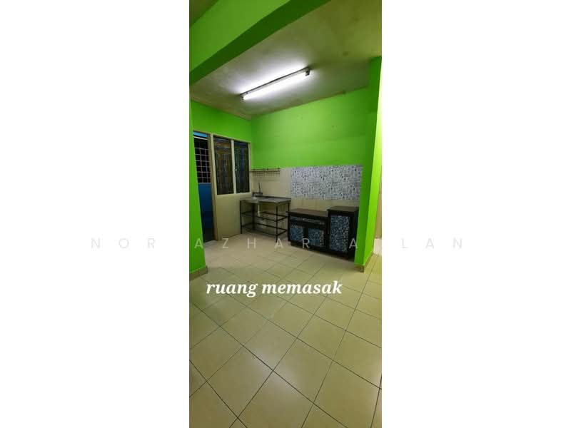 Apartment for Sale at Taman Medan Jaya Apartment - Nor Azhar Azlan - Kitchen - PropertyGuru.com.my