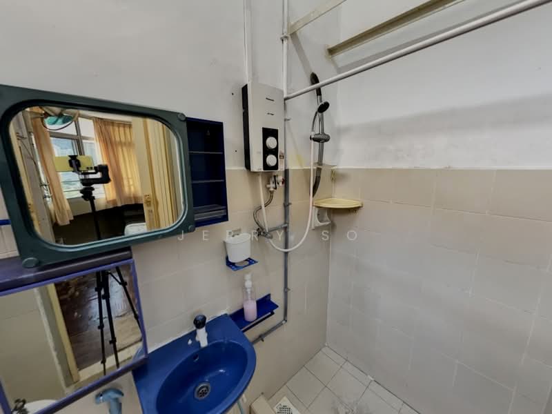 Apartment for Rent at Marina Tower - Jerry So - Bathroom - PropertyGuru.com.my