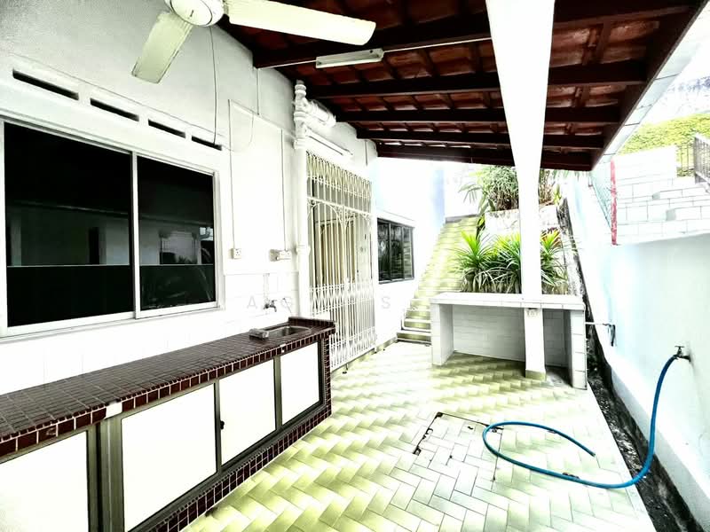 Semi-Detached House for Sale in Taman Nong Chik (Johor Bahru) - Agnes . - PropertyGuru.com.my