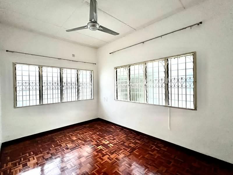 Semi-Detached House for Sale in Taman Nong Chik (Johor Bahru) - Agnes . - PropertyGuru.com.my
