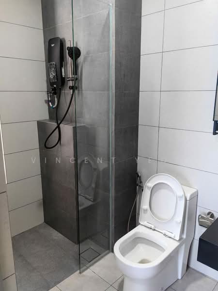 Servis Apartment untuk Disewa di The Era @ Duta North - Vincent Yeoh - Bathroom - PropertyGuru.com.my