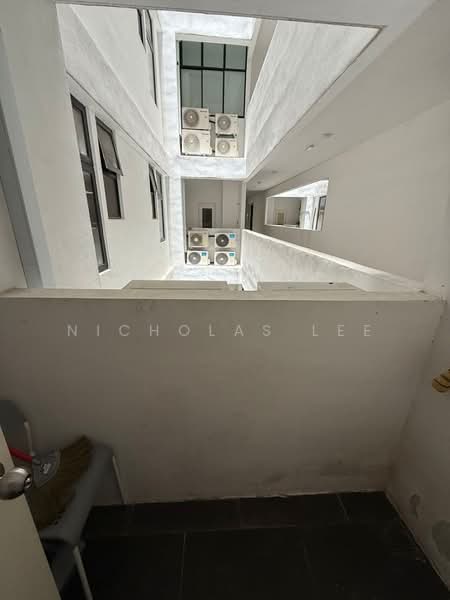 Kondominium untuk Disewa di The Cove Hillside Residence - Nicholas Lee - Corridor - PropertyGuru.com.my