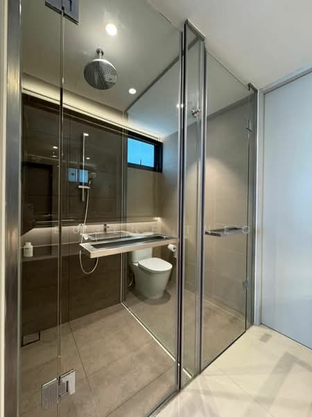 Kondominium untuk Dijual di Bora Residences - Eugene Tneo - Bathroom - PropertyGuru.com.my