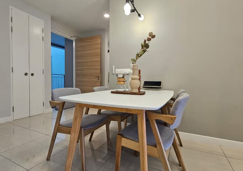 Service Residence for Rent at The Sentral Suites - Sujatha M - Dining Room - PropertyGuru.com.my