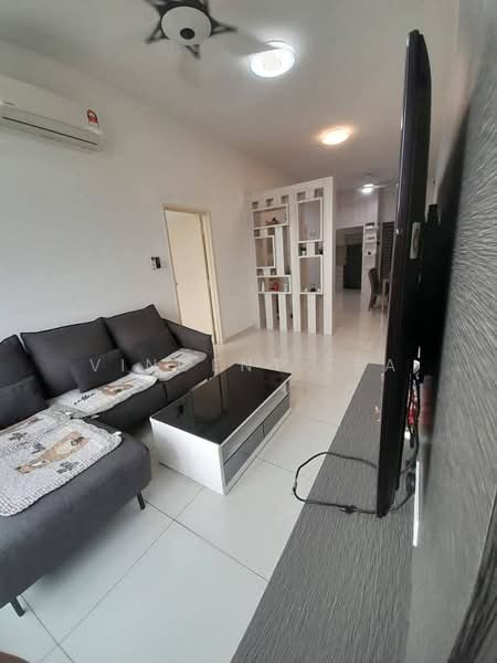 Pangsapuri untuk Disewa di D'Summit Residences - Vincent Tea - Living Room - PropertyGuru.com.my