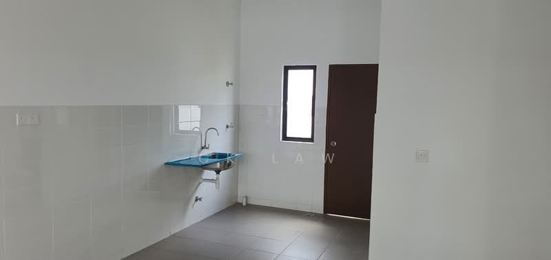 Rumah Teres 2 Tingkat untuk Disewa di Setia Ecohill (Semenyih) - CK Law - Kitchen - PropertyGuru.com.my