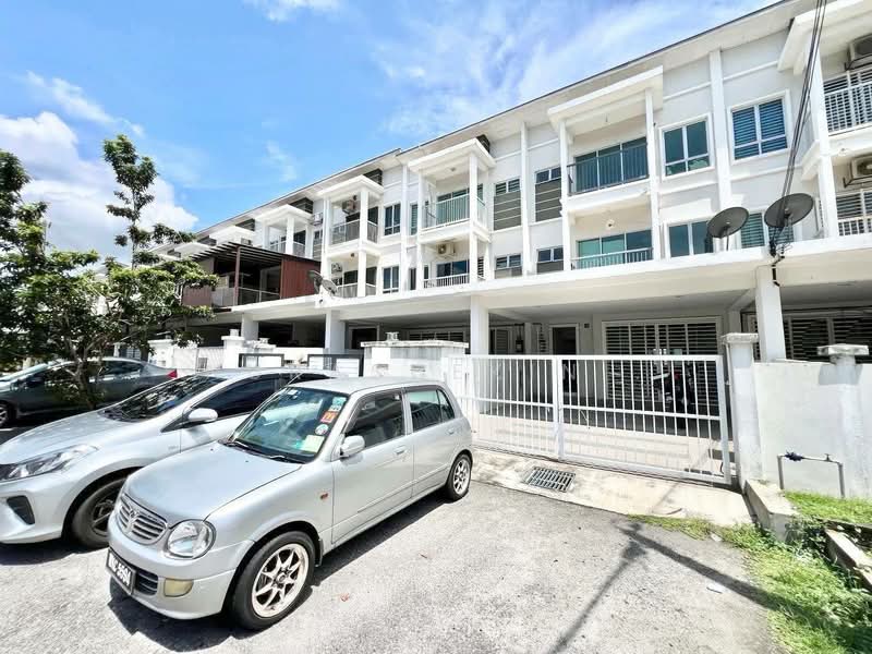 Rumah Teres 3 Tingkat untuk Dijual di Taman Aman Permai (Bangi) - Nurashekin . - Exterior - PropertyGuru.com.my