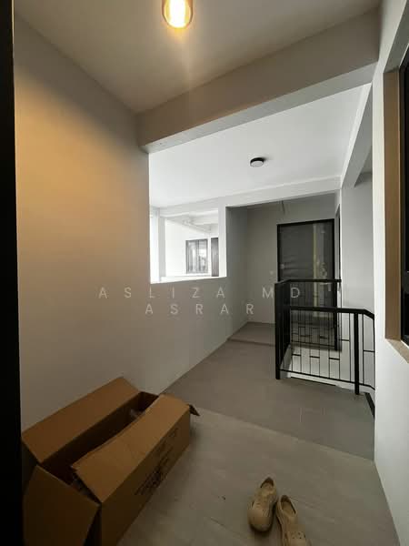 2-storey Terraced House for Rent in Shah Alam (Selangor) - Asliza Md Asrar - Entrance - PropertyGuru.com.my