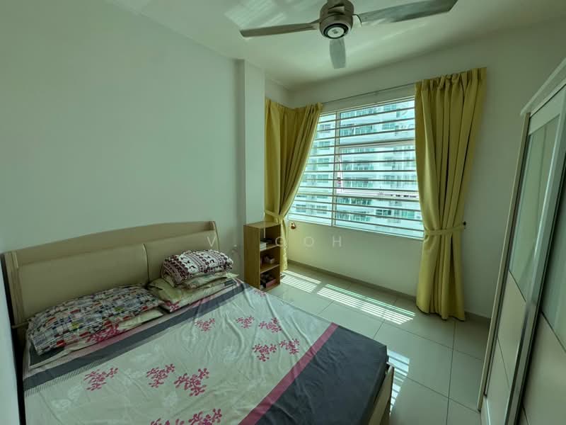 Kondominium untuk Dijual di The Oasis - V. Goh - Bedroom - PropertyGuru.com.my