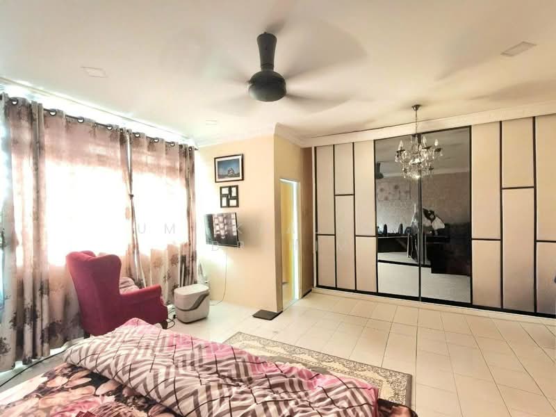 1.5-storey Terraced House for Sale in Taman Teratai (Nilai) - Umi Khalsom Ibrahim - PropertyGuru.com.my