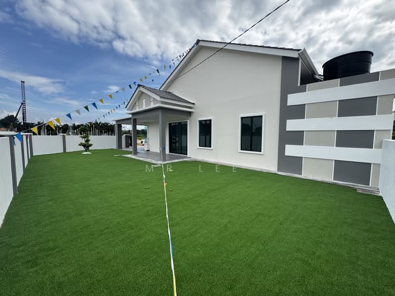 1-storey Terraced House for Sale in Simpang Pulai (Perak) - Mr Lee - Exterior - PropertyGuru.com.my