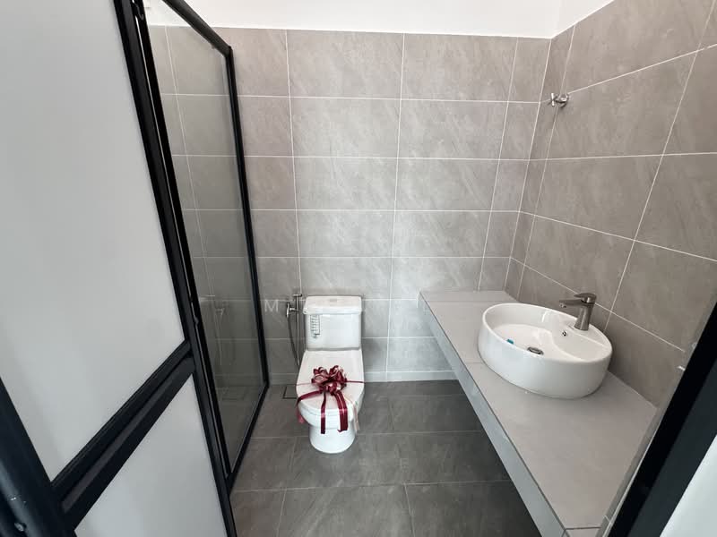 1-storey Terraced House for Sale in Simpang Pulai (Perak) - Mr Lee - Bathroom - PropertyGuru.com.my