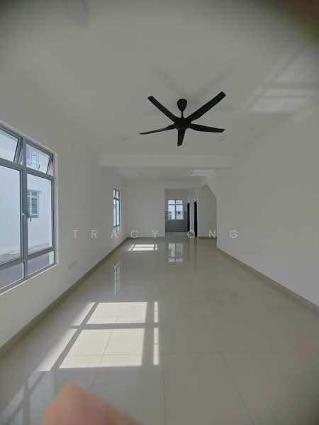 2-storey Terraced House for Rent in Bandar Dato Onn (Tebrau) - Tracy Ong - Living Room - PropertyGuru.com.my