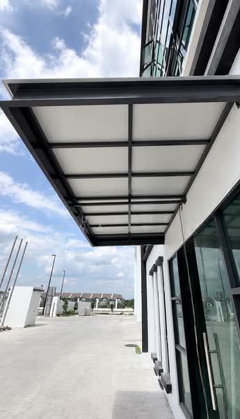 Semi-D Factory for Sale in Puncak Alam (Selangor) - Queenie Hwa Lee Soo Hwa - Exterior - PropertyGuru.com.my