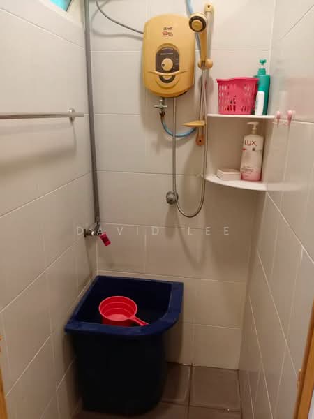 1-storey Terraced House for Sale in Hijauan Valdor (Sungai Jawi) - David Lee - Bathroom - PropertyGuru.com.my