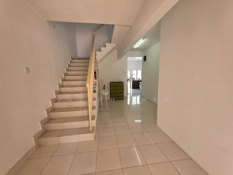 2-storey Terraced House for Sale in Setia Alam (Selangor) - Joseph Chan - Entrance - PropertyGuru.com.my