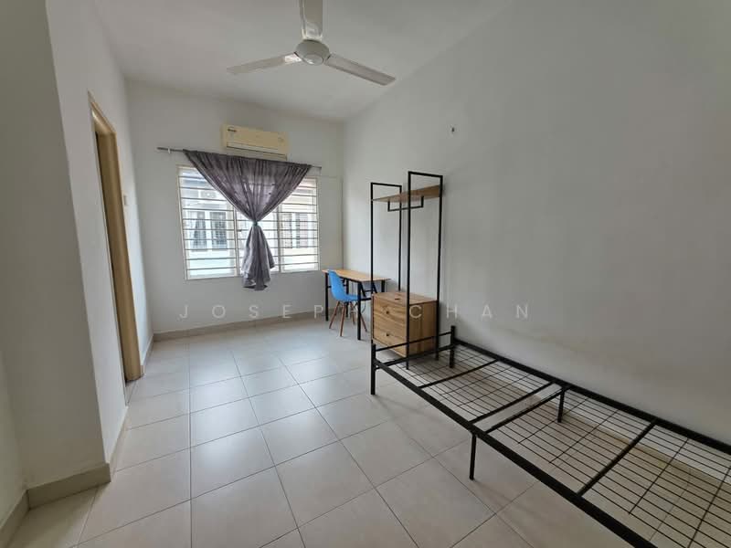 2-storey Terraced House for Sale in Setia Alam (Selangor) - Joseph Chan - Bedroom - PropertyGuru.com.my