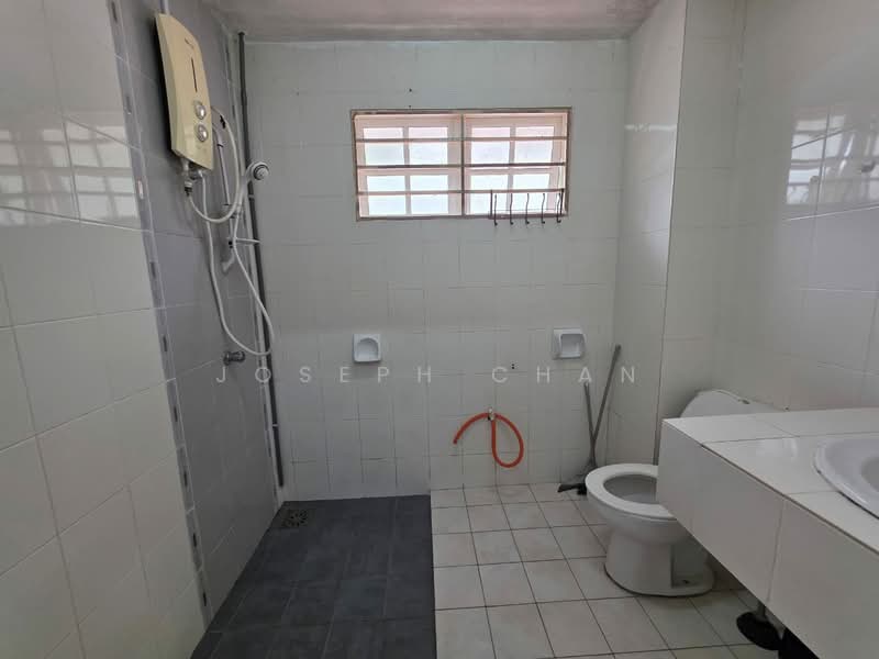 2-storey Terraced House for Sale in Setia Alam (Selangor) - Joseph Chan - Bathroom - PropertyGuru.com.my