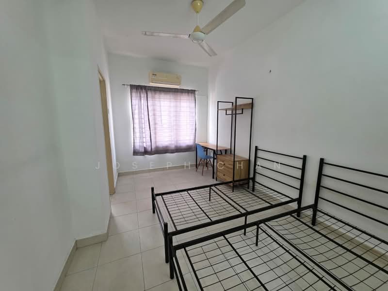 Rumah Teres 2 Tingkat untuk Dijual di Alam Nusantara (Setia Alam) - Joseph Chan - Bedroom - PropertyGuru.com.my