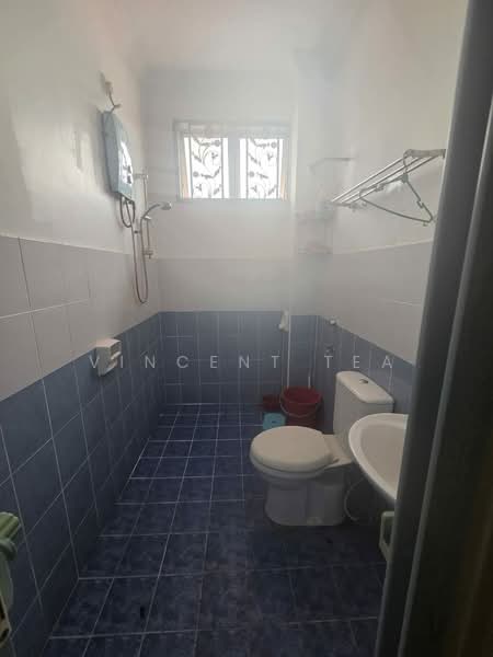 2-storey Terraced House for Rent in Skudai (Johor) - Vincent Tea - Bathroom - PropertyGuru.com.my