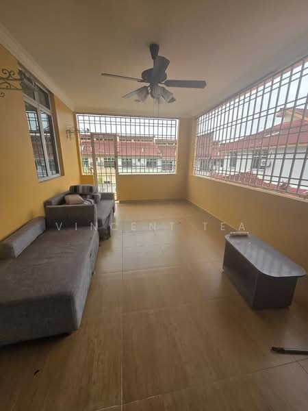 2-storey Terraced House for Rent in Skudai (Johor) - Vincent Tea - Balcony - PropertyGuru.com.my
