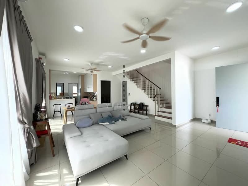 Semi-Detached House for Sale in Setia Utama (Setia Alam) - Reilynn Tue - Living Room - PropertyGuru.com.my