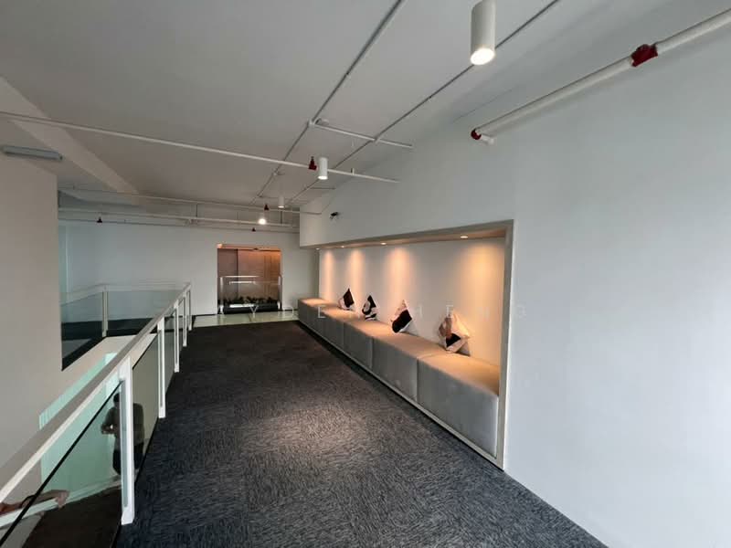 Office for Rent in Petaling Jaya (Selangor) - Jayden Heng - Corridor - PropertyGuru.com.my