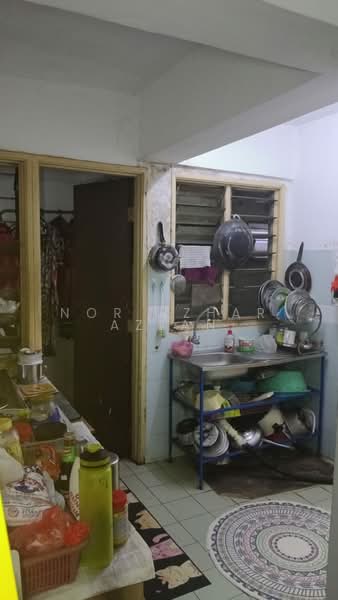 Apartment for Sale at Pelangi Damansara - Nor Azhar Azlan - Kitchen - PropertyGuru.com.my