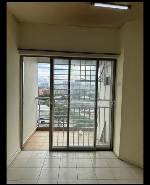 Kondominium untuk Disewa di Warisan City View - Tony Leong - Balcony - PropertyGuru.com.my