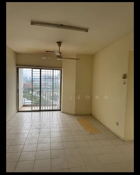 Kondominium untuk Disewa di Warisan City View - Tony Leong - Living Room - PropertyGuru.com.my