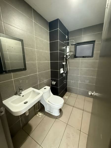 Condominium for Rent at The Henge - Yi Jun Cham - Bathroom - PropertyGuru.com.my