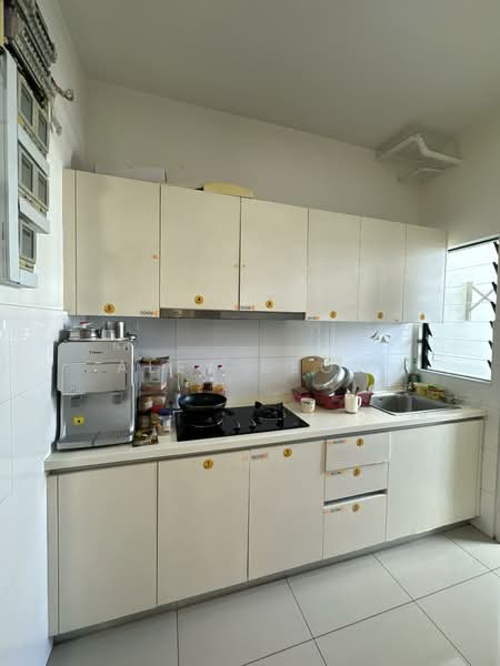 Kondominium untuk Disewa di The Greens (Residensi Hijauan) @ Subang West - Alex Seow - Kitchen - PropertyGuru.com.my