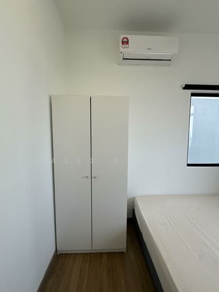 Kondominium untuk Disewa di The Greens (Residensi Hijauan) @ Subang West - Alex Seow - Bedroom - PropertyGuru.com.my
