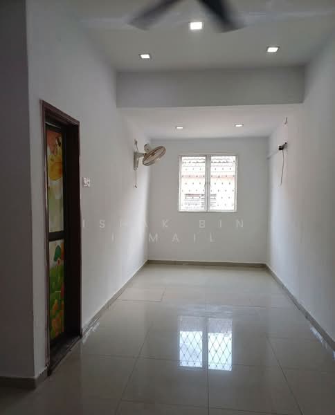 Rumah Teres 2 Tingkat untuk Dijual di Shah Alam (Selangor) - Ishak Bin Ismail - Interior - PropertyGuru.com.my