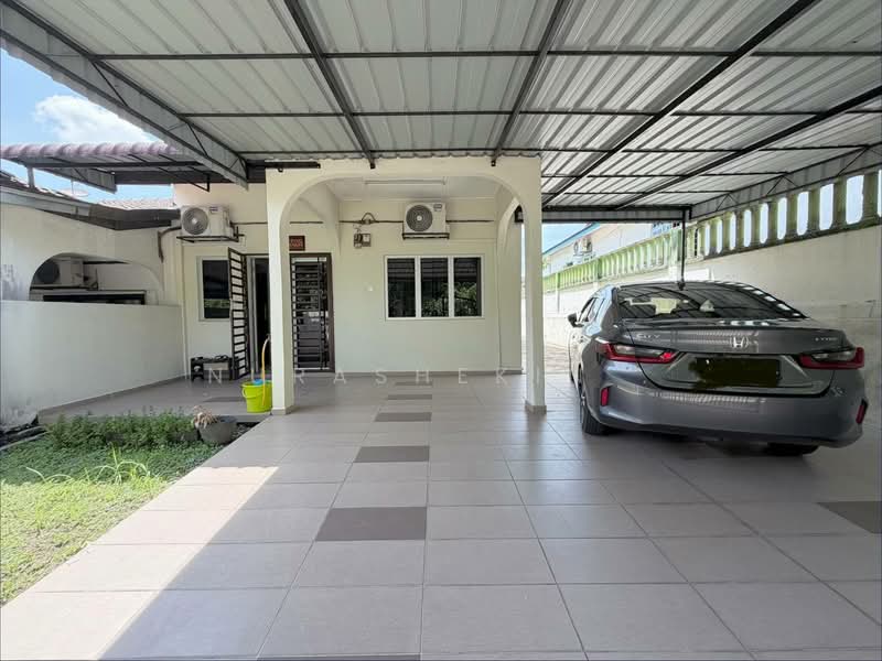 1-storey Terraced House for Sale in Taman Bukit Mewah (Kajang) - Nurashekin . - Exterior - PropertyGuru.com.my