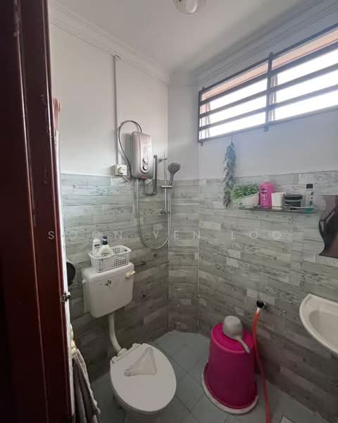 Rumah Teres 2 Tingkat untuk Dijual di Pasir Semut (Terengganu) - Soon Yen Loo - Bathroom - PropertyGuru.com.my
