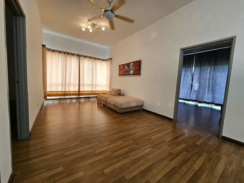Rumah Berkembar untuk Dijual di Anggun 2 Residence (Rawang) - Danny Wong - Living Room - PropertyGuru.com.my