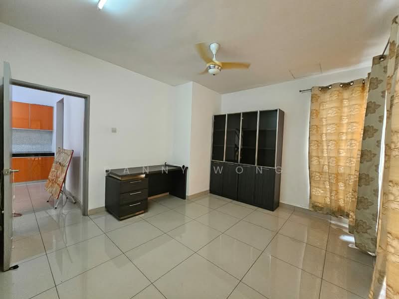 Rumah Berkembar untuk Dijual di Anggun 2 Residence (Rawang) - Danny Wong - Study - PropertyGuru.com.my