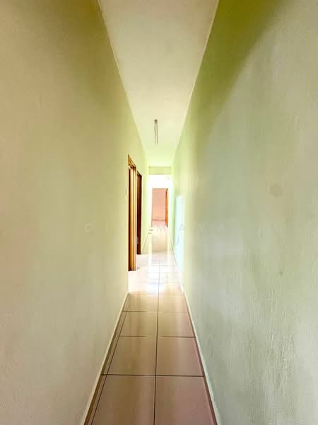 2-storey Terraced House for Sale in Taman Melawati (Ulu Kelang) - Cik Maya Abdul - Corridor - PropertyGuru.com.my
