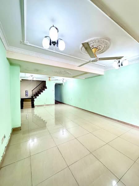 2-storey Terraced House for Sale in Taman Melawati (Ulu Kelang) - Cik Maya Abdul - Living Room - PropertyGuru.com.my