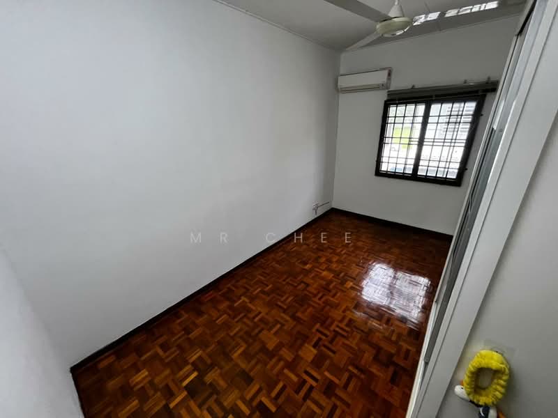 Terraced House for Sale in Taman Pakatan Jaya (Tambun) - Mr Chee - Bedroom - PropertyGuru.com.my