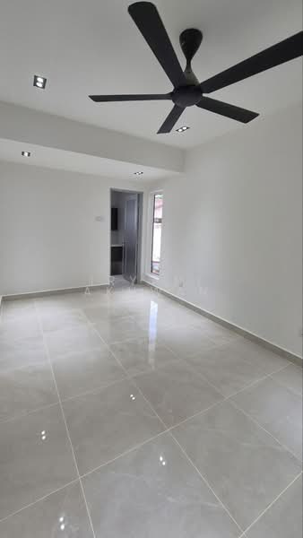 Rumah Teres 1 Tingkat untuk Dijual di Pjs 7 (Sunway) - Iryani Akhwan - Master Bedroom - PropertyGuru.com.my