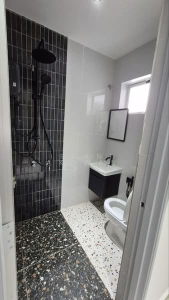 Rumah Teres 1 Tingkat untuk Dijual di Pjs 7 (Sunway) - Iryani Akhwan - Bathroom - PropertyGuru.com.my