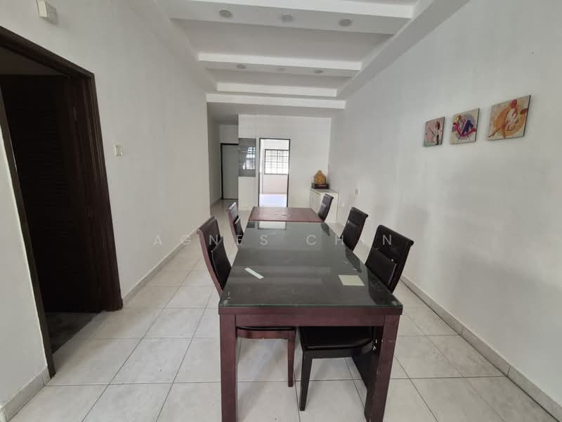 2-storey Terraced House for Sale in Taman Pelangi Indah (Ulu Tiram) - Agnes Chin - Dining Room - PropertyGuru.com.my